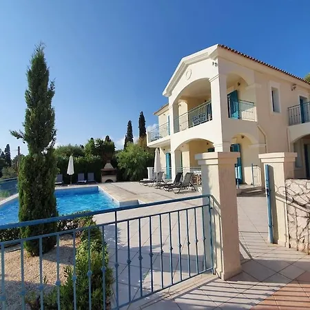 Appartamento Helios, Kaligata - First Floor Metaxáta