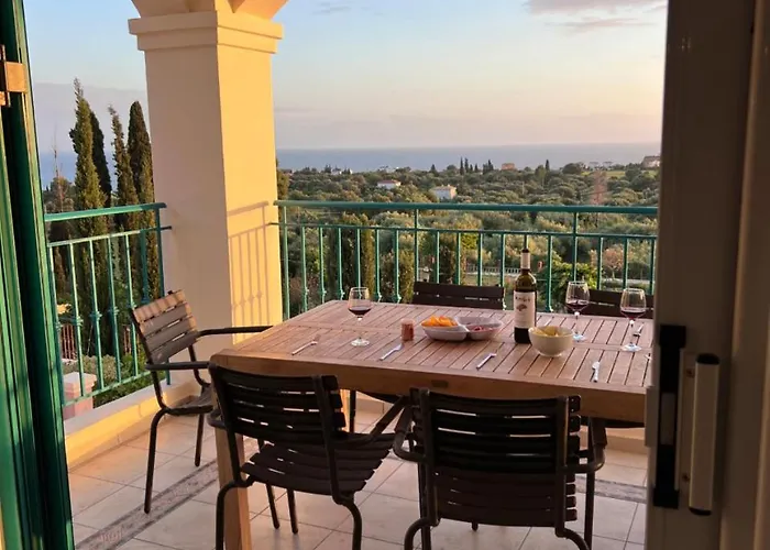 Apartment Helios, Kaligata - First Floor Metaxáta