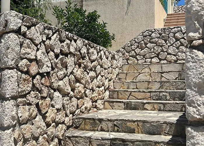 Helios, Kaligata - First Floor * Metaxáta